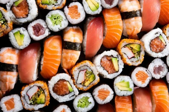 Czy w Dino jest sushi? Sprawdź dostępność, ceny i opinie o asortymencie Czy w Dino jest sushi? Sprawdź dostępność, ceny i opinie o asortymencie