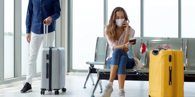Jakie biuro podróży upadło? Co to oznacza dla twoich wakacji?