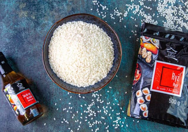Jak ugotować idealny ryż do sushi? Prosty przepis i wskazówki Pascala Jak ugotować idealny ryż do sushi? Prosty przepis i wskazówki Pascala
