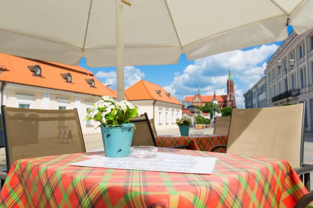 Gdzie zjeść w Białymstoku? Odkryj najlepsze restauracje i smaki